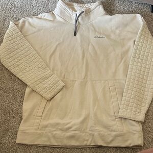 Columbia Off-White Quilted Sleeve Pullover